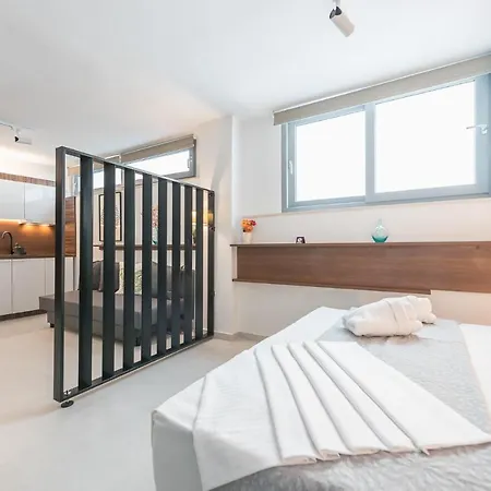 Phaedra, Hideaway Suite Near Acropolis By Cloudkeys Athen Exterior foto